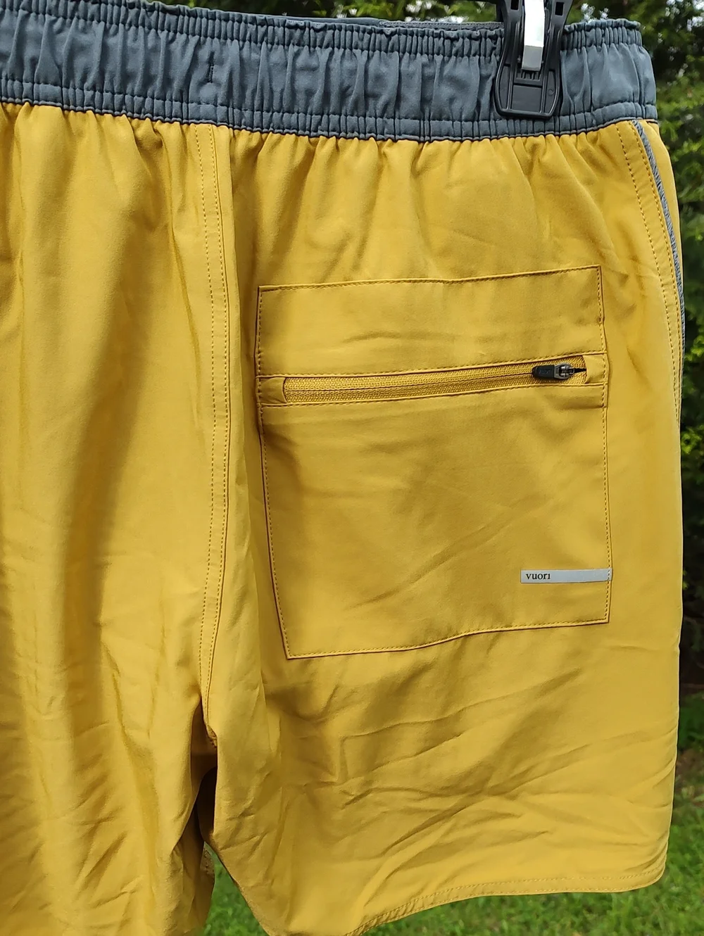 Vuori Athletic Shorts in Mustard Yellow Size Small